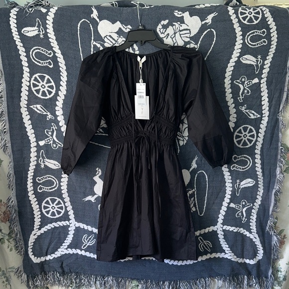 Wayf Black Long Sleeve Dress - Picture 1 of 6